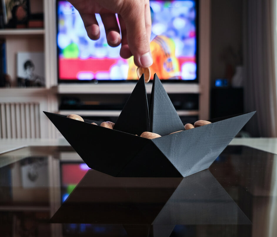 recolor-7f23132a-26ab-4c64-aed4-1e77c8e2f716